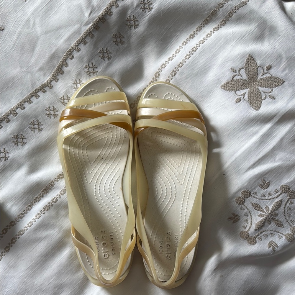 CROCS Cream and Tan Women's Sandals